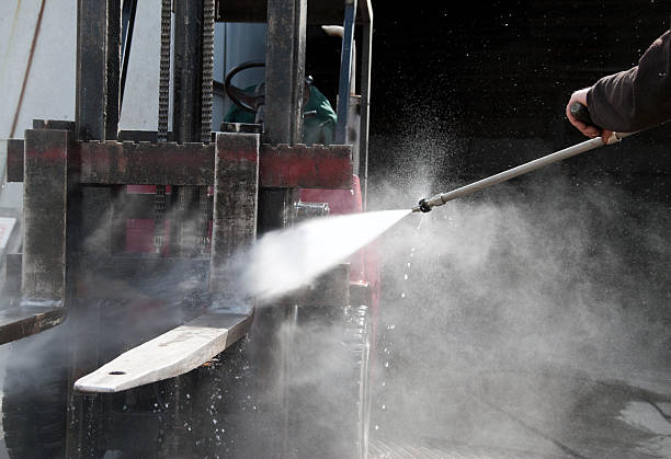 Best Roof Washing  in East Los Angeles, CA